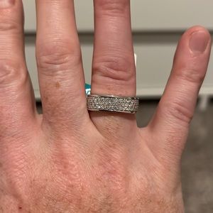 Mens Effy diamond ring.